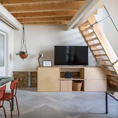 Charming Loft House With Garden In Old Vakantiehuis Nicosia